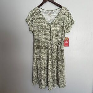 Sherpa Padma Wrap Dress Evergreen Tribal Geo SW24011 Green Large NEW